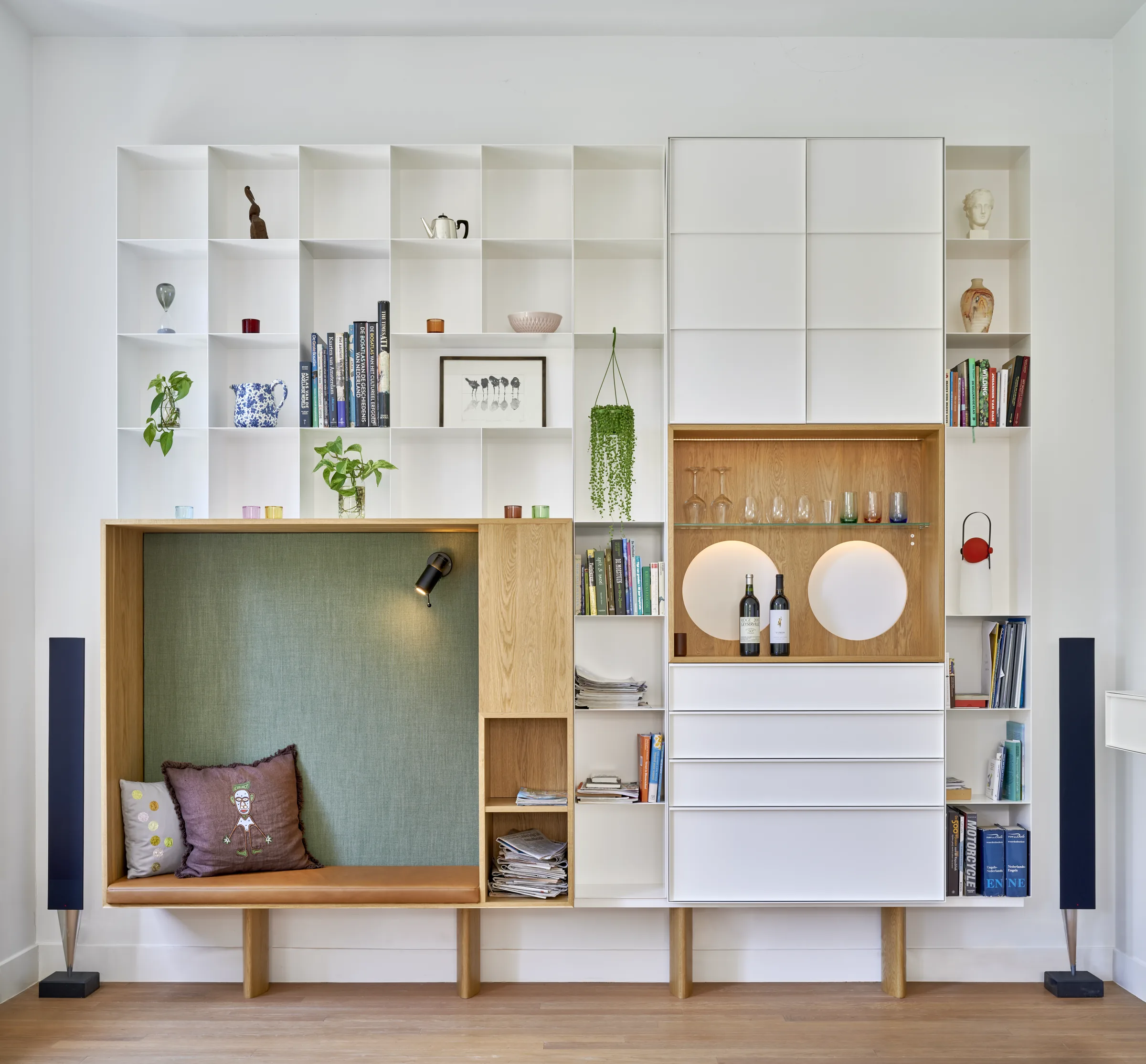 House Bloemendaal in Bloemendaal — interior project by Just Haasnoot, photo 1